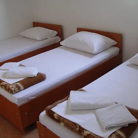 Smoljan Guest house 3*
